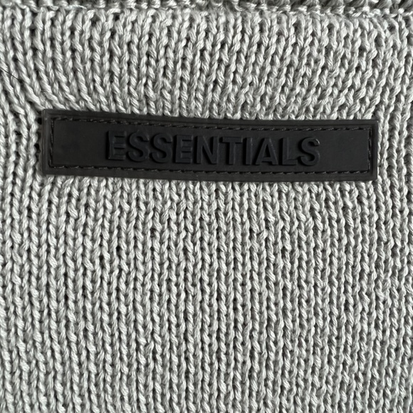 Sold out Essentials XXS Mens knit crew - Picture 3 of 8
